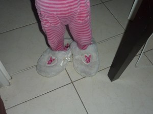 Puce et mes chaussons!