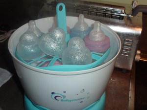 Stérilisateur biberons de Babymov pas si mal!