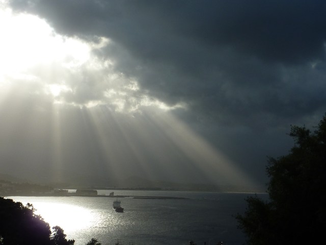 Le soleil tente de percer.