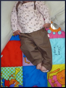 Ensemble pantalon et chemisier Pois gourmands.