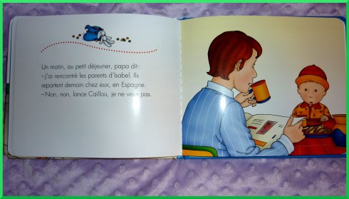 Le papa de Caillou lui explique le départ d'Isabel.