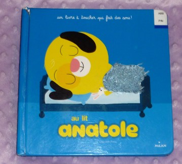 Anatole au lit!